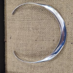Sterling silver collar necklace